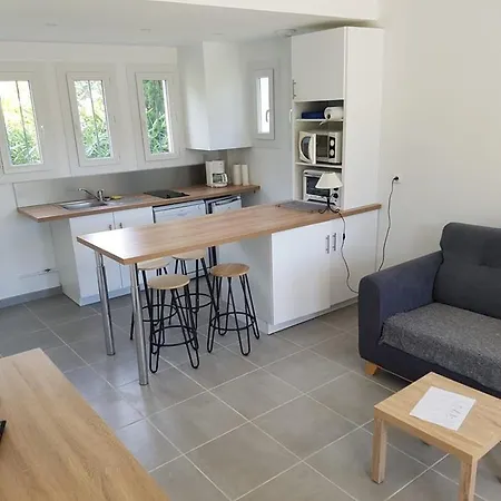 Bel 2 Pieces Renove Proche Plages Rez De Jardin Cavalaire-sur-Mer